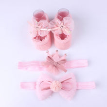 Load image into Gallery viewer, Newborn Baby Girls Headband Bow Flowers Cloth Hair Bands Hair Accessories Socks Gift Boxes Three-piece Suit