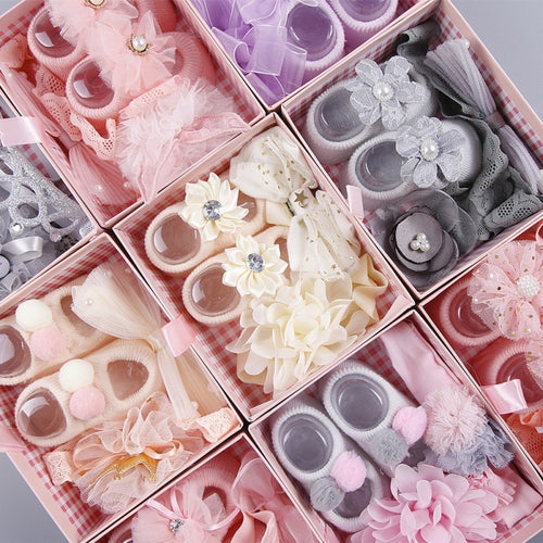 Newborn Baby Girls Headband Bow Flowers Cloth Hair Bands Hair Accessories Socks Gift Boxes Three-piece Suit
