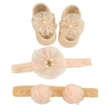 Load image into Gallery viewer, Newborn Baby Girls Headband Bow Flowers Cloth Hair Bands Hair Accessories Socks Gift Boxes Three-piece Suit